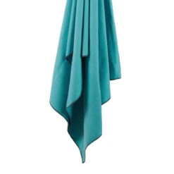 LifeVenture Recycled SoftFibre Trek Towel - Extra Large -Outdoor Camping Gear LifeVenture Recycled SoftFibre Trek Towel XL Teal 04