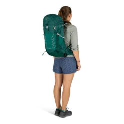 Osprey Tempest 30 Litre Womens Hiking Daypack -Outdoor Camping Gear Osprey Tempest 30L Womens Daypack Jasper Green 03